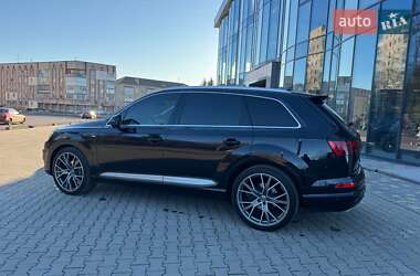 Внедорожник / Кроссовер Audi Q7 2016 в Ровно