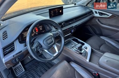 Внедорожник / Кроссовер Audi Q7 2016 в Ровно