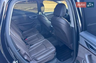 Внедорожник / Кроссовер Audi Q7 2016 в Ровно
