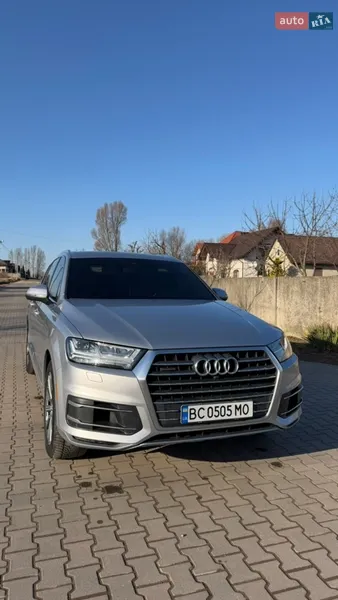 Audi Q7