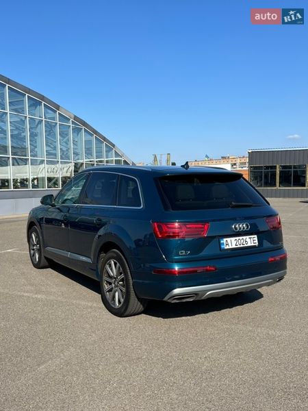 Внедорожник / Кроссовер Audi Q7 2019 в Киеве