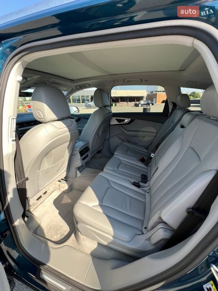 Внедорожник / Кроссовер Audi Q7 2019 в Киеве