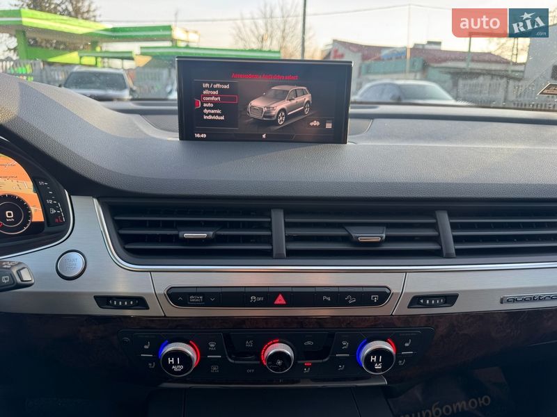 Позашляховик / Кросовер Audi Q7 2015 в Тернополі