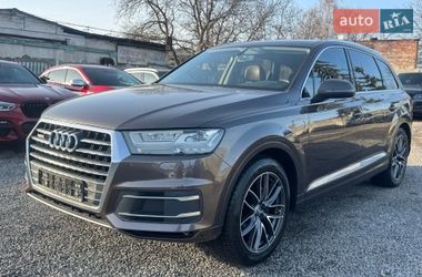 Внедорожник / Кроссовер Audi Q7 2015 в Тернополе