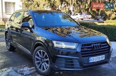Внедорожник / Кроссовер Audi Q7 2017 в Тульчине