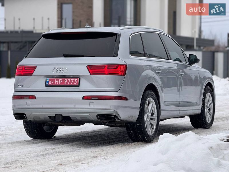 Внедорожник / Кроссовер Audi Q7 2018 в Киеве