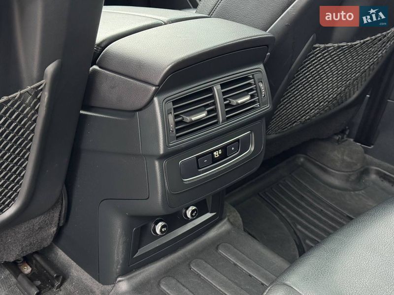 Внедорожник / Кроссовер Audi Q7 2018 в Киеве