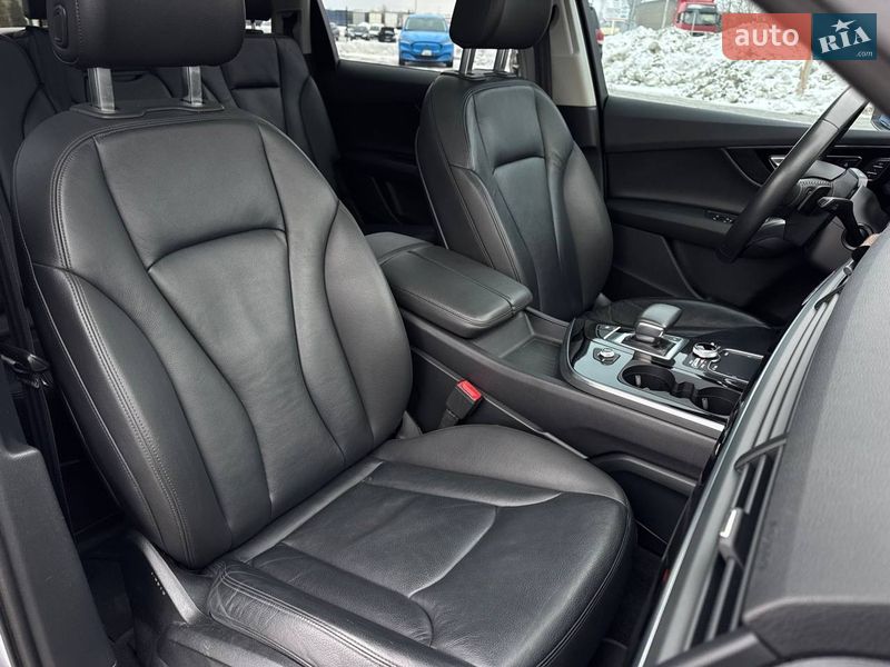Внедорожник / Кроссовер Audi Q7 2018 в Киеве