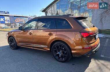 Внедорожник / Кроссовер Audi Q7 2024 в Киеве