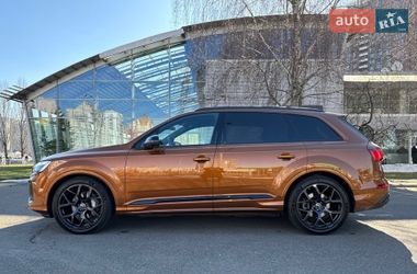 Внедорожник / Кроссовер Audi Q7 2024 в Киеве