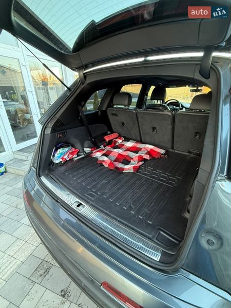 Позашляховик / Кросовер Audi Q7 2018 в Переяславі