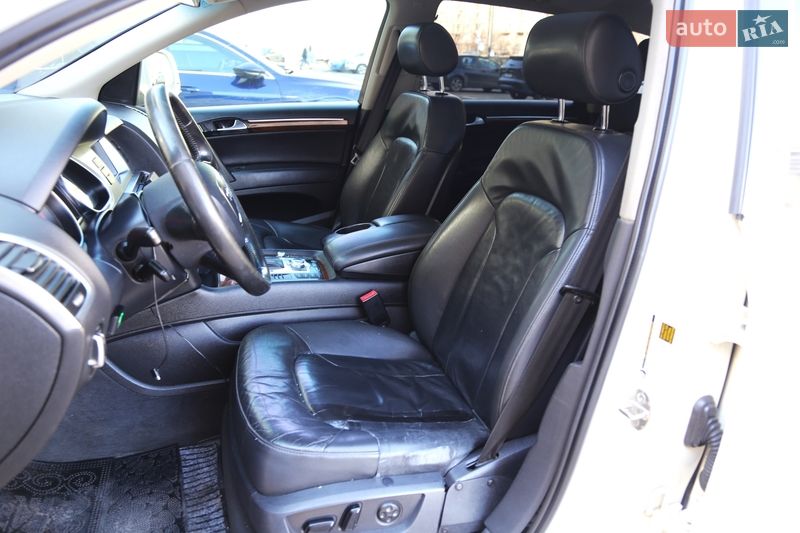 Позашляховик / Кросовер Audi Q7 2007 в Києві