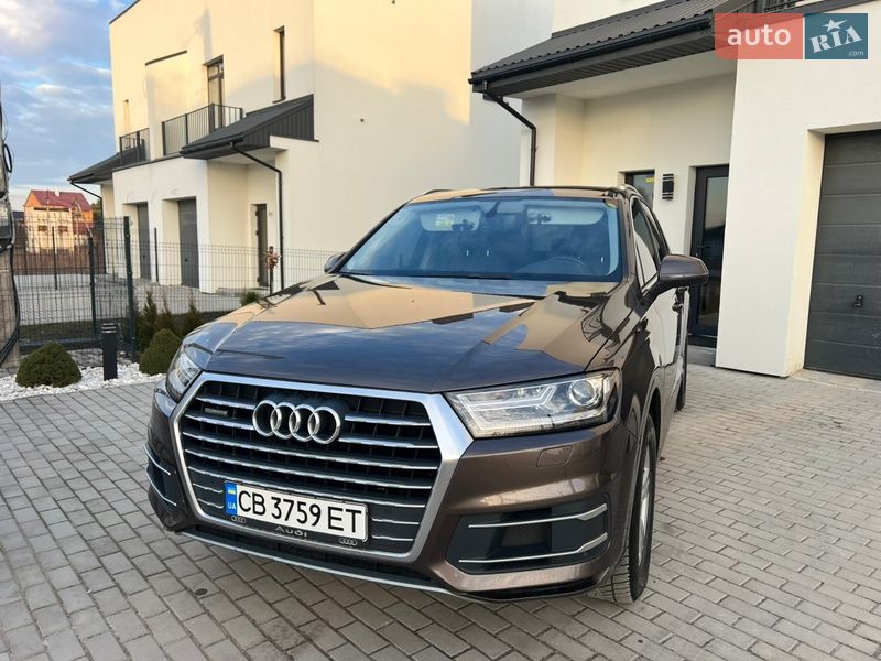 Внедорожник / Кроссовер Audi Q7 2017 в Львове