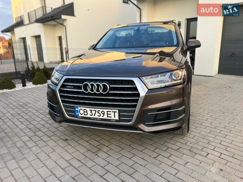 Внедорожник / Кроссовер Audi Q7 2017 в Львове