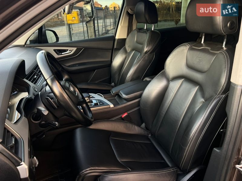 Внедорожник / Кроссовер Audi Q7 2017 в Львове