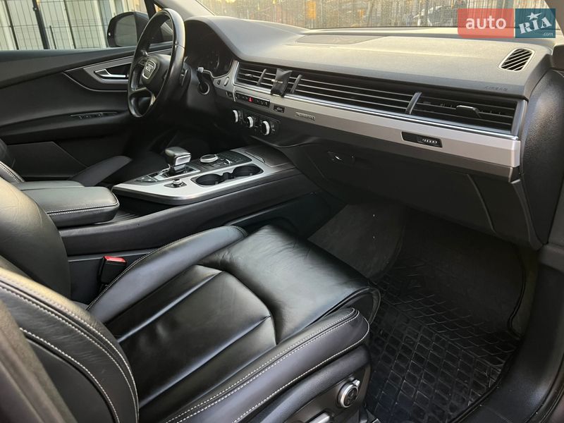 Внедорожник / Кроссовер Audi Q7 2017 в Львове
