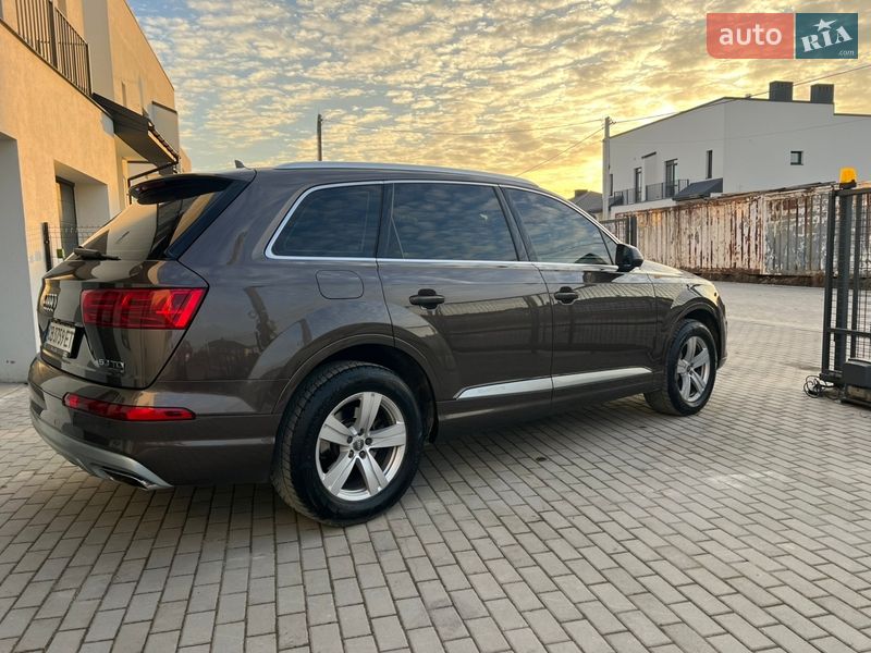 Внедорожник / Кроссовер Audi Q7 2017 в Львове