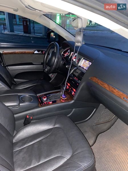 Позашляховик / Кросовер Audi Q7 2013 в Харкові