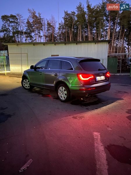 Позашляховик / Кросовер Audi Q7 2013 в Харкові