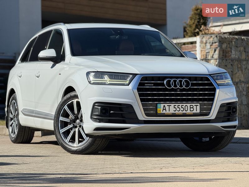 Внедорожник / Кроссовер Audi Q7 2015 в Стрые