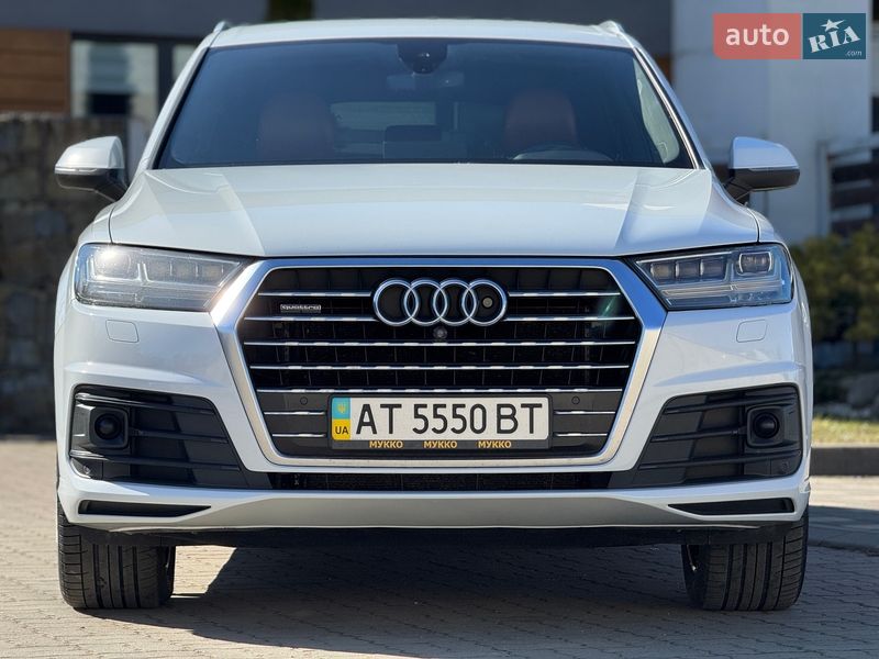 Внедорожник / Кроссовер Audi Q7 2015 в Стрые