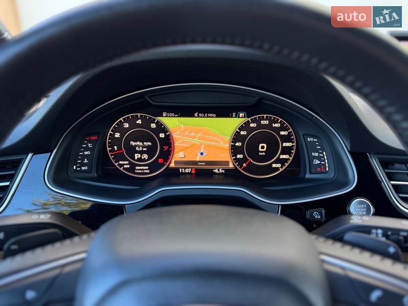 Внедорожник / Кроссовер Audi Q7 2015 в Стрые