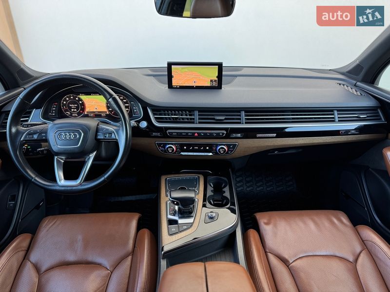Внедорожник / Кроссовер Audi Q7 2015 в Стрые
