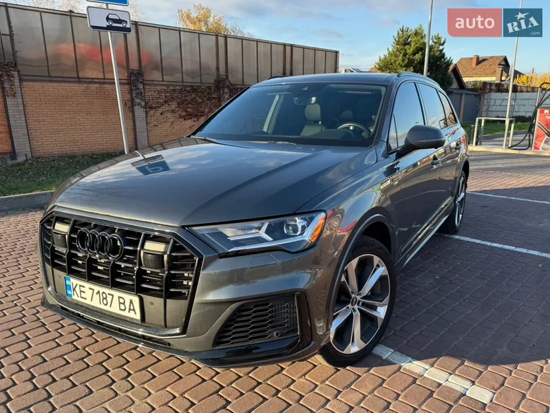 Audi Q7 2021