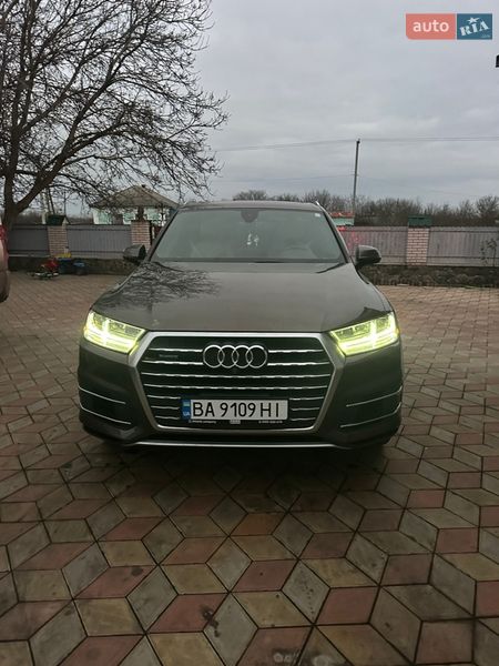Внедорожник / Кроссовер Audi Q7 2016 в Николаеве