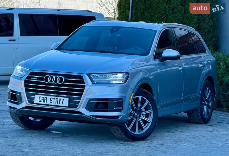 Внедорожник / Кроссовер Audi Q7 2017 в Стрые