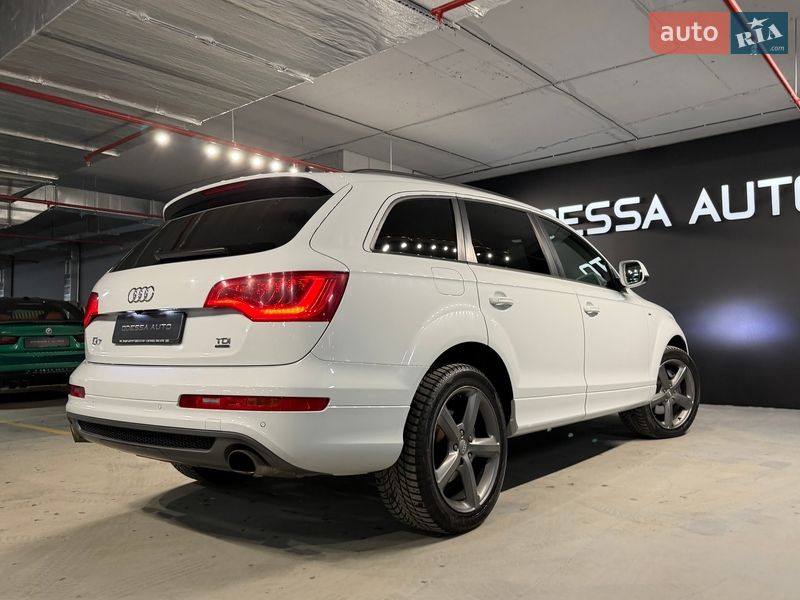 Внедорожник / Кроссовер Audi Q7 2013 в Львове