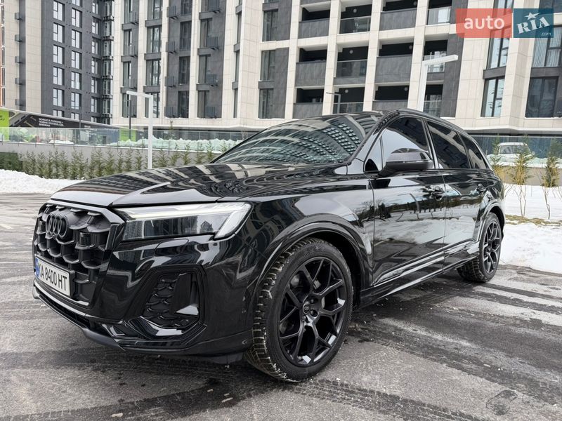Внедорожник / Кроссовер Audi Q7 2024 в Киеве