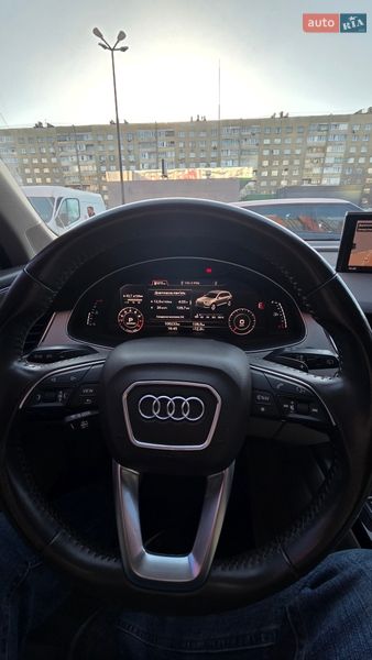 Позашляховик / Кросовер Audi Q7 2017 в Львові