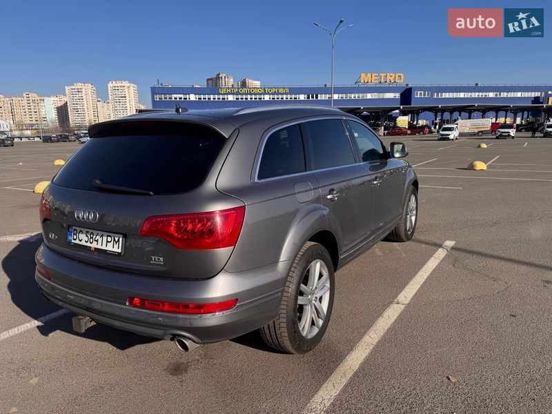 Внедорожник / Кроссовер Audi Q7 2011 в Киеве