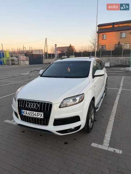 Внедорожник / Кроссовер Audi Q7 2015 в Первомайске