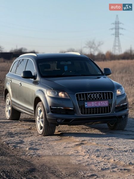 Внедорожник / Кроссовер Audi Q7 2013 в Ровно