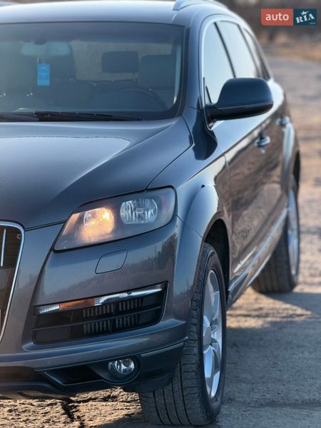 Внедорожник / Кроссовер Audi Q7 2013 в Ровно