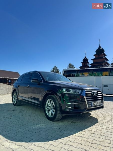 Позашляховик / Кросовер Audi Q7 2018 в Новояворівську
