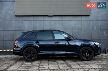 Внедорожник / Кроссовер Audi Q7 2016 в Житомире