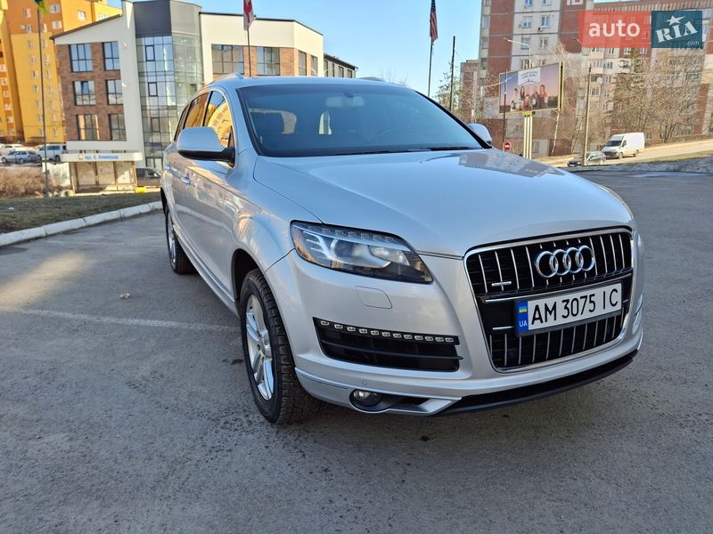 Внедорожник / Кроссовер Audi Q7 2013 в Тернополе