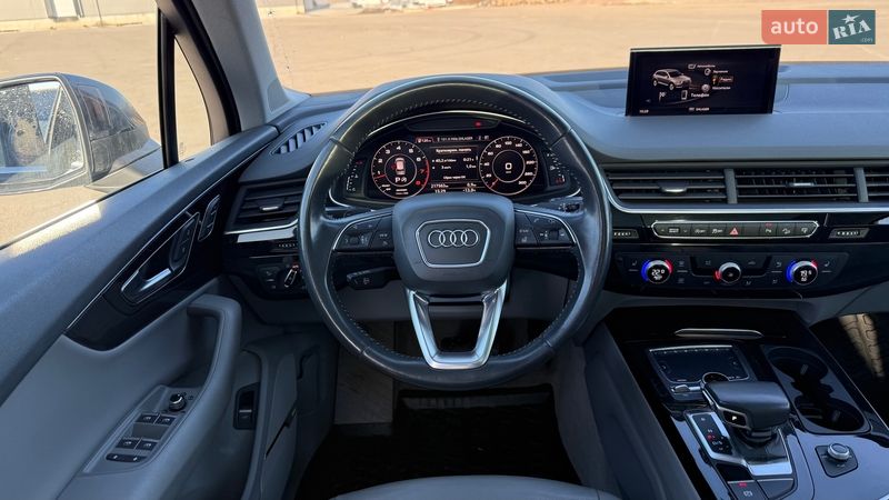 Внедорожник / Кроссовер Audi Q7 2016 в Киеве