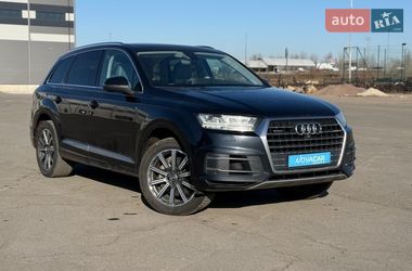 Внедорожник / Кроссовер Audi Q7 2016 в Киеве