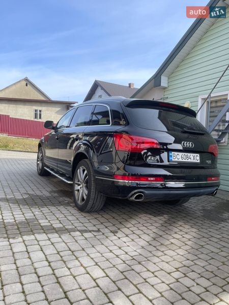 Позашляховик / Кросовер Audi Q7 2015 в Рудки