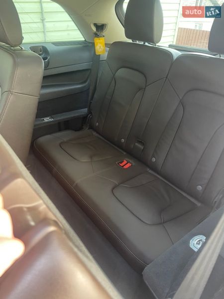 Позашляховик / Кросовер Audi Q7 2015 в Рудки