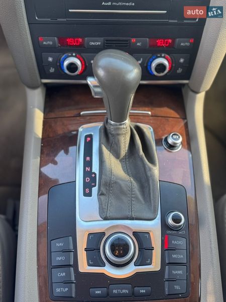 Внедорожник / Кроссовер Audi Q7 2011 в Николаеве