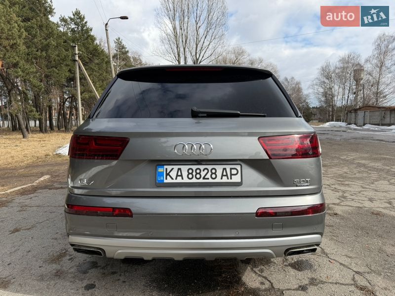 Позашляховик / Кросовер Audi Q7 2016 в Охтирці