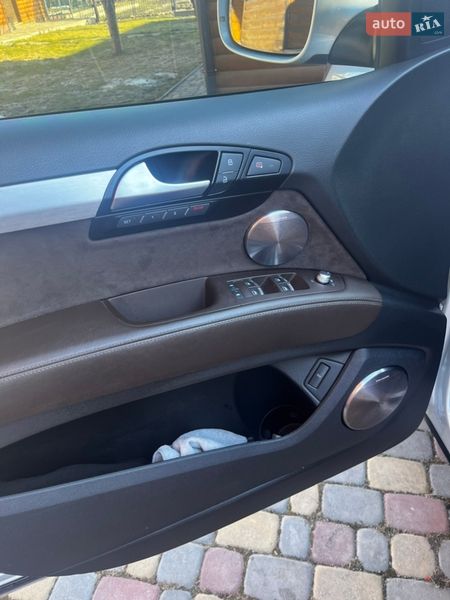 Внедорожник / Кроссовер Audi Q7 2014 в Липовце