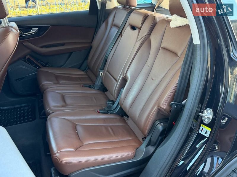 Позашляховик / Кросовер Audi Q7 2018 в Києві