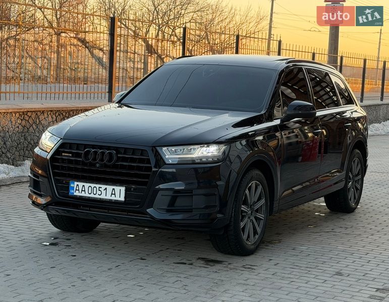 Внедорожник / Кроссовер Audi Q7 2017 в Белой Церкви