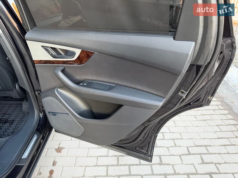 Внедорожник / Кроссовер Audi Q7 2017 в Белой Церкви